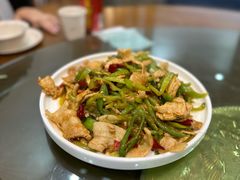 -悦府东北私房菜·饺子王·铁锅炖(长白山万达店)