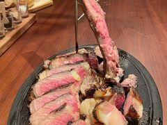 -恰餐厅及酒吧 CHAR Bar & Grill (北京丽都皇冠假日店)