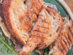 -O'mills Sourdough Bakery&Bistro(永嘉路店)