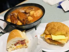 招牌咸牛肉芝士猪仔包-华嫂冰室(尖沙咀店)