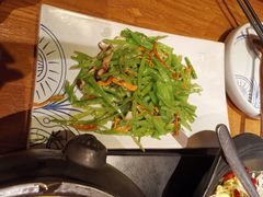 -云海肴·汽锅鸡·云南菜(天山百盛优客店)