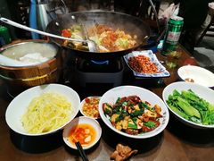 -富正毅三下锅(体育馆店)
