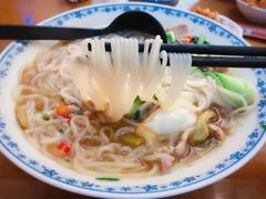 三鲜粉-邱芳粉店(迎宾大道旗舰店)