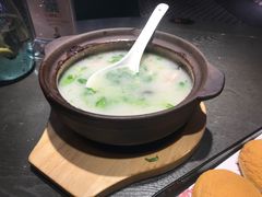 -粤凤佬