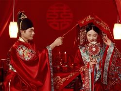 -角色婚纱摄影(中心店)