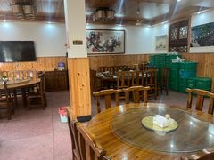 -芦茨金富饭庄·25年老字号·专做稻草鸡