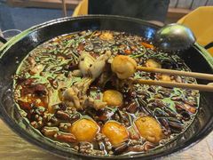 -鸿顺老铁锅美蛙鱼府(解放碑店)