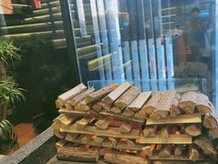 -鸣记脆皮烤鱼·海鲜烤鱼(马栏店)