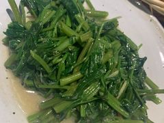 生炒广东菜心-潮粥荟·潮汕砂锅粥(朝阳大悦城店)