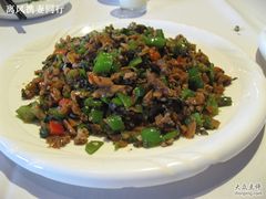 雪里蕻炒肉-毛家饭店·30年融合新湘菜(无影山店)