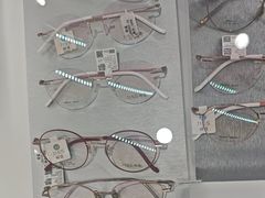 -光明眼镜·蔡司授权(徐泾店)