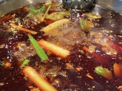 -肖肖酸萝卜鱼火锅(总店)