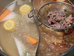 -左庭右院鲜牛肉火锅(浦江欢乐颂店)