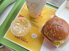 -麦当劳(虹梅路地铁站店)
