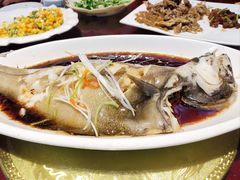 -鸿亨泰杂鱼馆(港馨家园店)