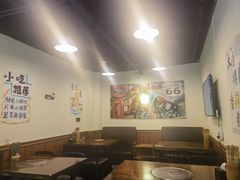 -馋虫重庆火锅(玉林南街店)