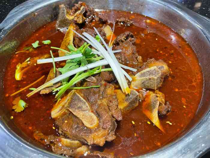 猪棒骨火锅高清图片酱大骨高清背景图猪酱骨火锅猪大骨火锅图片高清