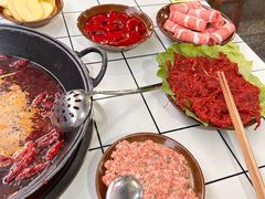 -重庆故事姊妹老火锅(财经学院店)