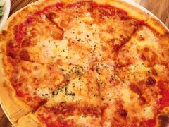 -城市大道红炉披萨烘焙坊