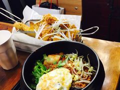 -米屋石锅拌饭(师大店)