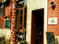 门面-长颈鹿咖啡(大学路店)