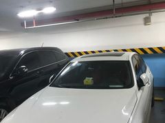 -澳门中心-办公楼地下停车场