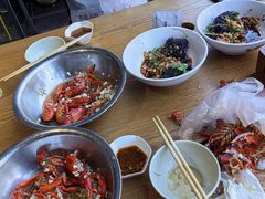 -琥珀老六龙虾(四里河店)