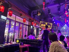 -喜鹊音乐酒馆(西街店)
