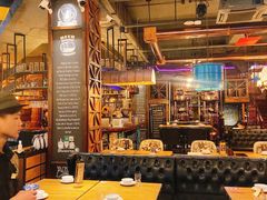 -爱啤精酿·民谣酒馆(滨江店)