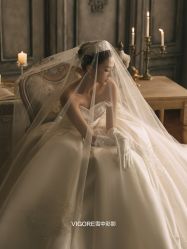 -雪中彩影婚纱摄影·微光艺术中心