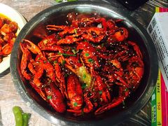 特色油焖大虾-巴厘龙虾·榜首油焖大虾(音乐学院·沿江酒馆店)
