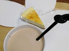核桃布朗尼奶茶-吱咖啡西式简餐