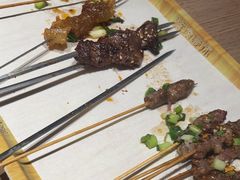 -街角等你.大连海鲜烧烤.经典铁板海鲜串(西安路店)