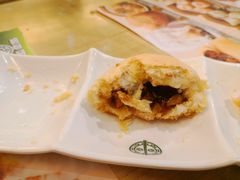 酥皮焗叉烧包-添好运点心专门店(北角店)