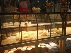 面包甜点陈列柜-托斯卡纳烘焙意大利餐厅(五天地店)