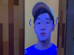 -LOOK眼镜·蔡司依视路配镜(宝山万达店)