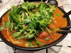 -肥汁米蘭香港米线(长宁来福士店)