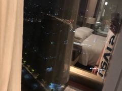 -上海龙之梦万丽酒店