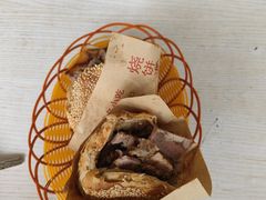 -洪峰浩老北京烧饼夹肉(角门路店)