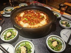 -小饕荟雅安贡椒鱼鲜馆(广福桥店)