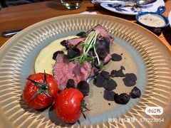 -JINNS锦时 steak&pizza(浸信会礼拜堂旧址店)