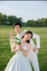 -喜爱高定婚纱摄影