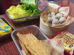 -沙胆彪炭炉牛杂煲(成都玉林店)