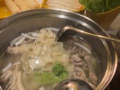 -润园四季椰子鸡火锅(海上世界店)