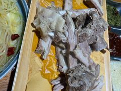 -蒙艾里民族传统菜蒙餐