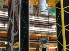-天空之城欢乐嘉年华苏州店(环球188广场店)