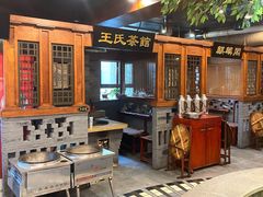 -万里闯关东铁锅炖菜馆(高新旗舰店)