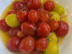 圣女果百香果-吴记百姓菜馆·北京菜·烤鸭(故宫店)