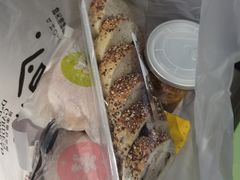 -顶东面包花园·生日蛋糕(太平店)