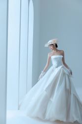 -巴黎婚纱摄影工作室